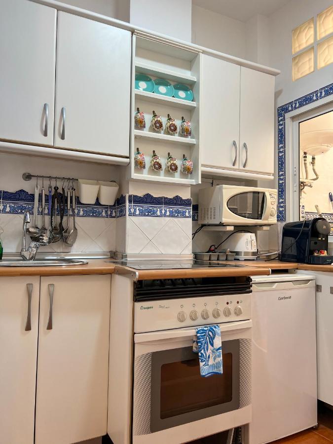 Iyourbasics Lovely Apartment Hinestrosa 23 Free Wifi&Ac Malaga Bagian luar foto