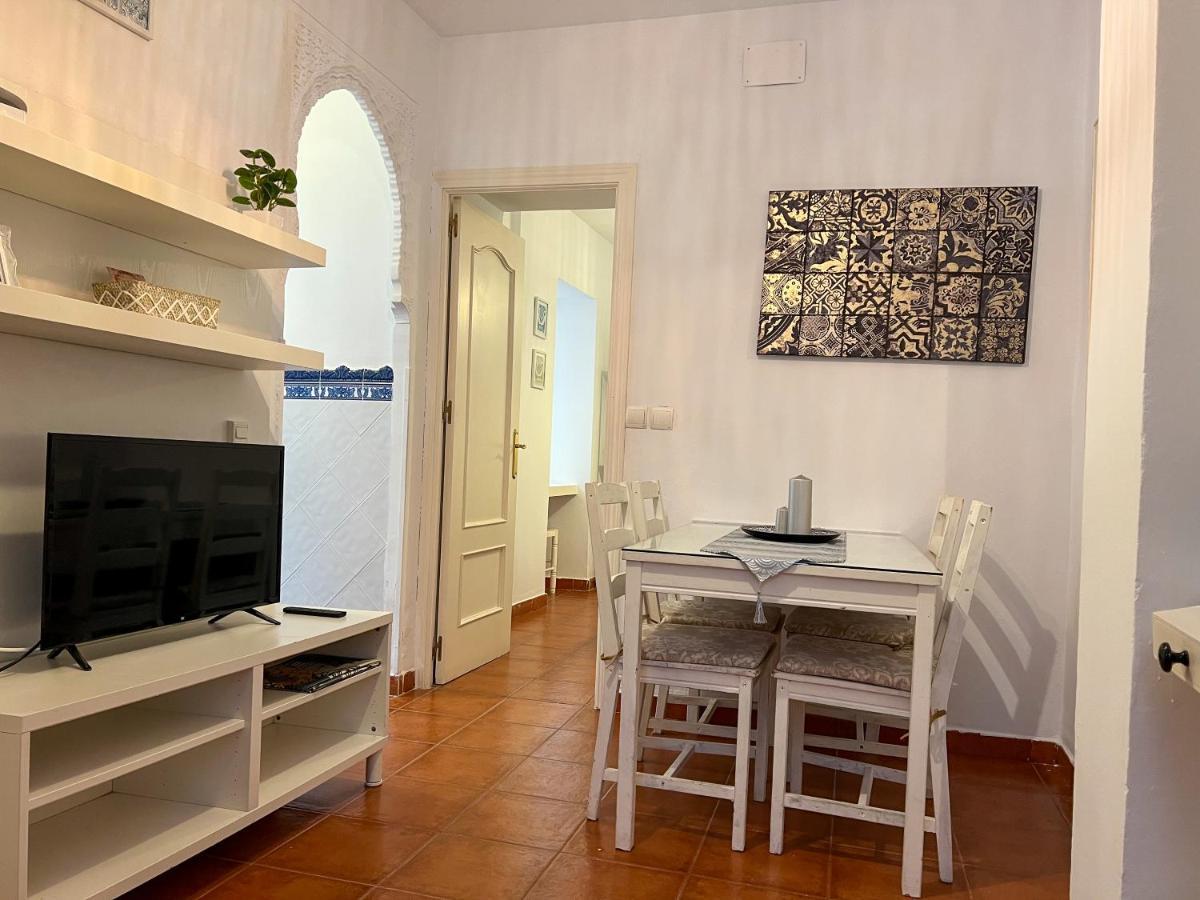 Iyourbasics Lovely Apartment Hinestrosa 23 Free Wifi&Ac Malaga Bagian luar foto