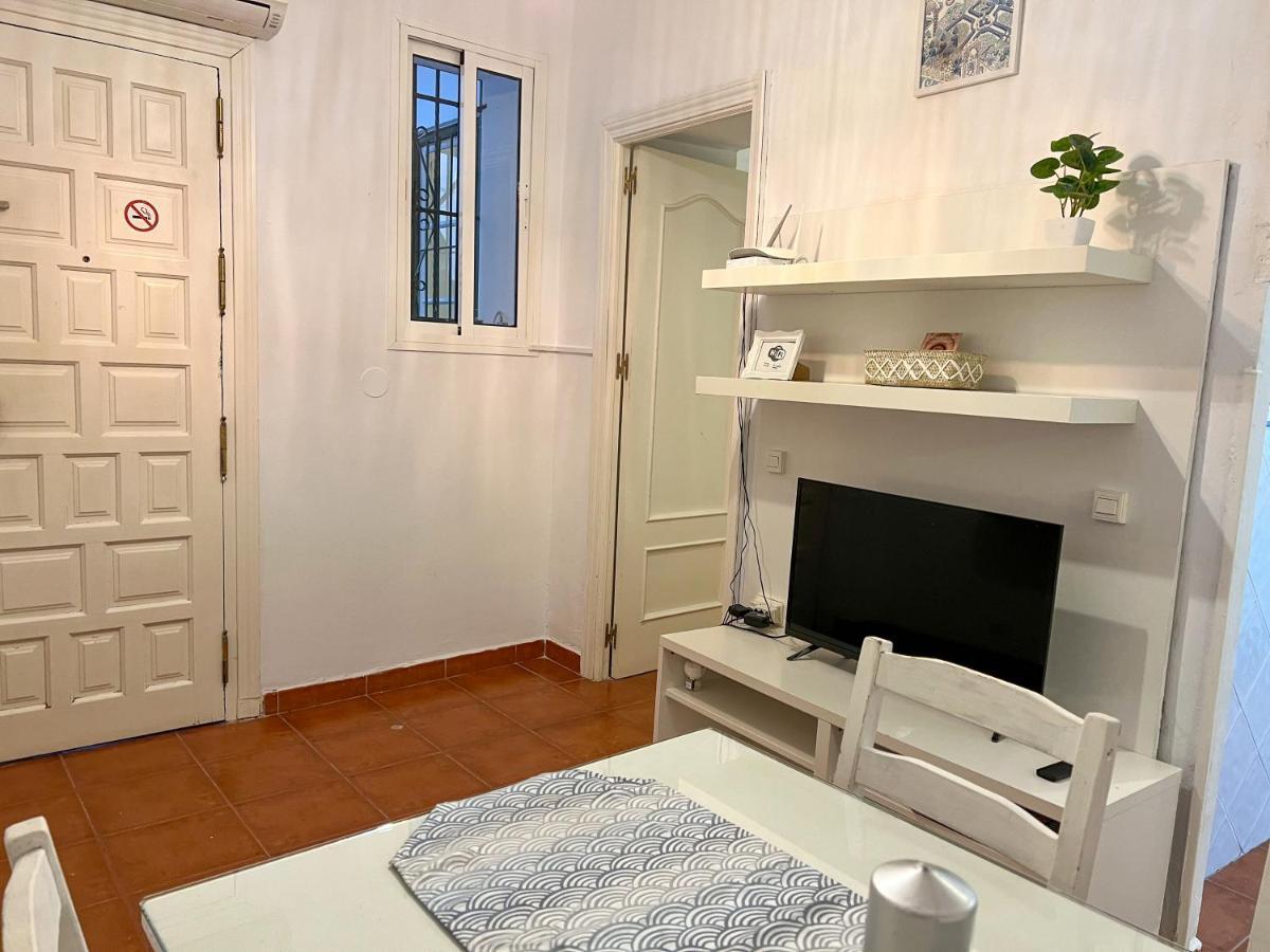 Iyourbasics Lovely Apartment Hinestrosa 23 Free Wifi&Ac Malaga Bagian luar foto