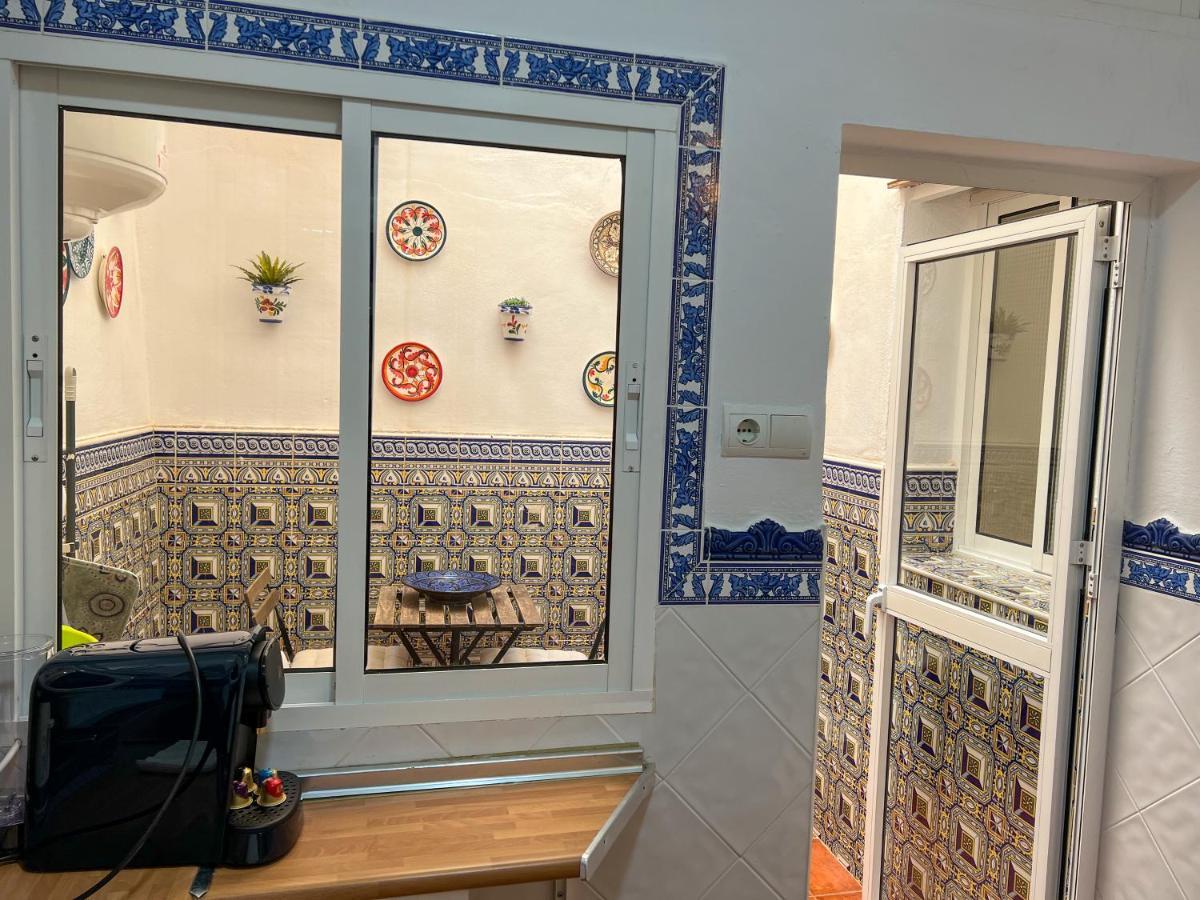 Iyourbasics Lovely Apartment Hinestrosa 23 Free Wifi&Ac Malaga Bagian luar foto