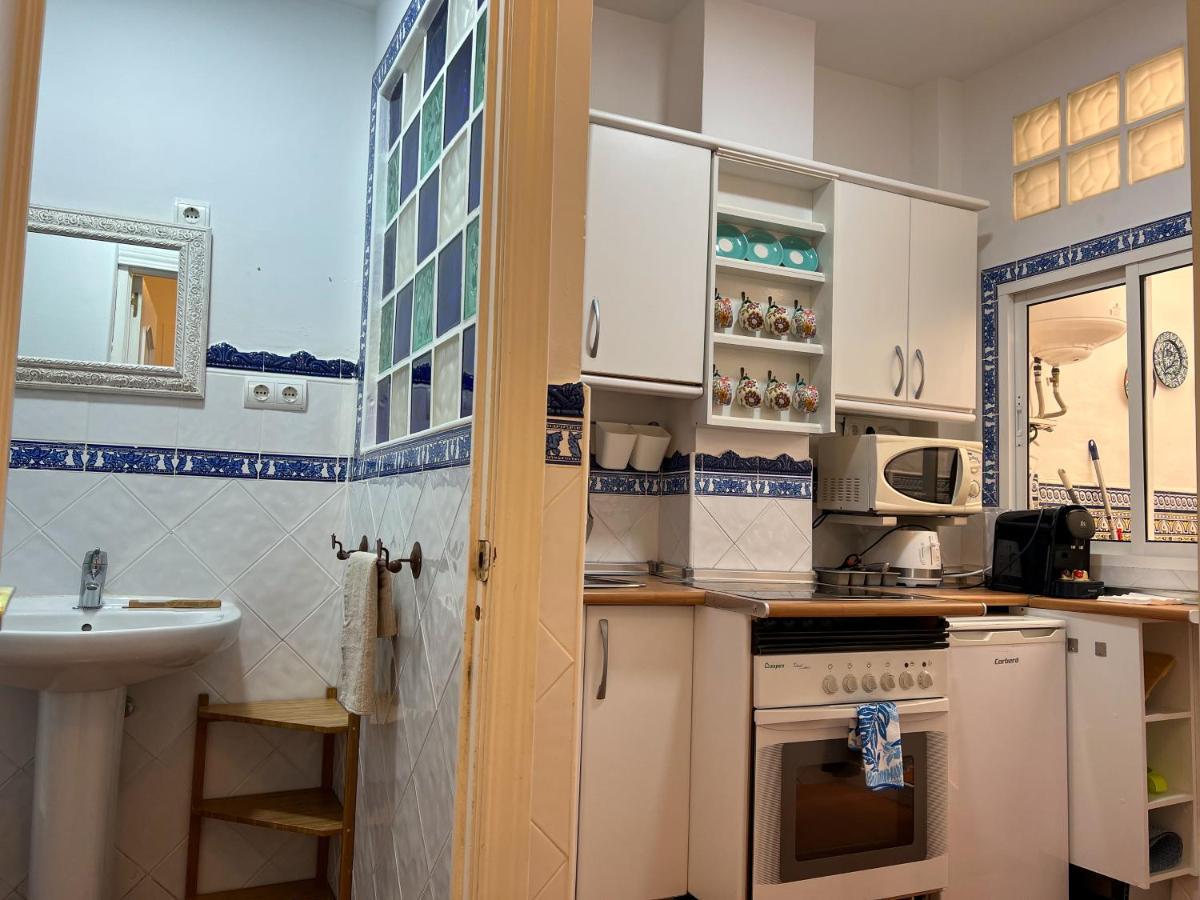 Iyourbasics Lovely Apartment Hinestrosa 23 Free Wifi&Ac Malaga Bagian luar foto