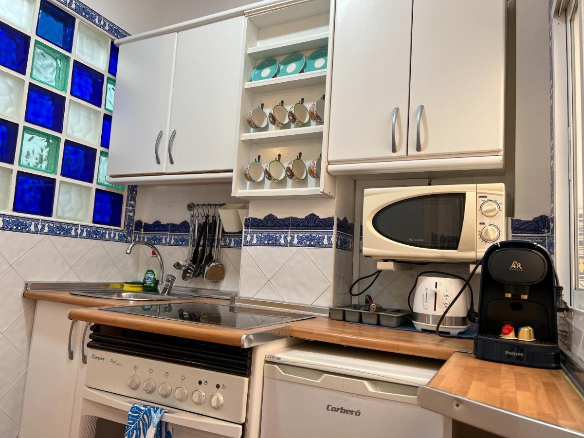 Iyourbasics Lovely Apartment Hinestrosa 23 Free Wifi&Ac Malaga Bagian luar foto