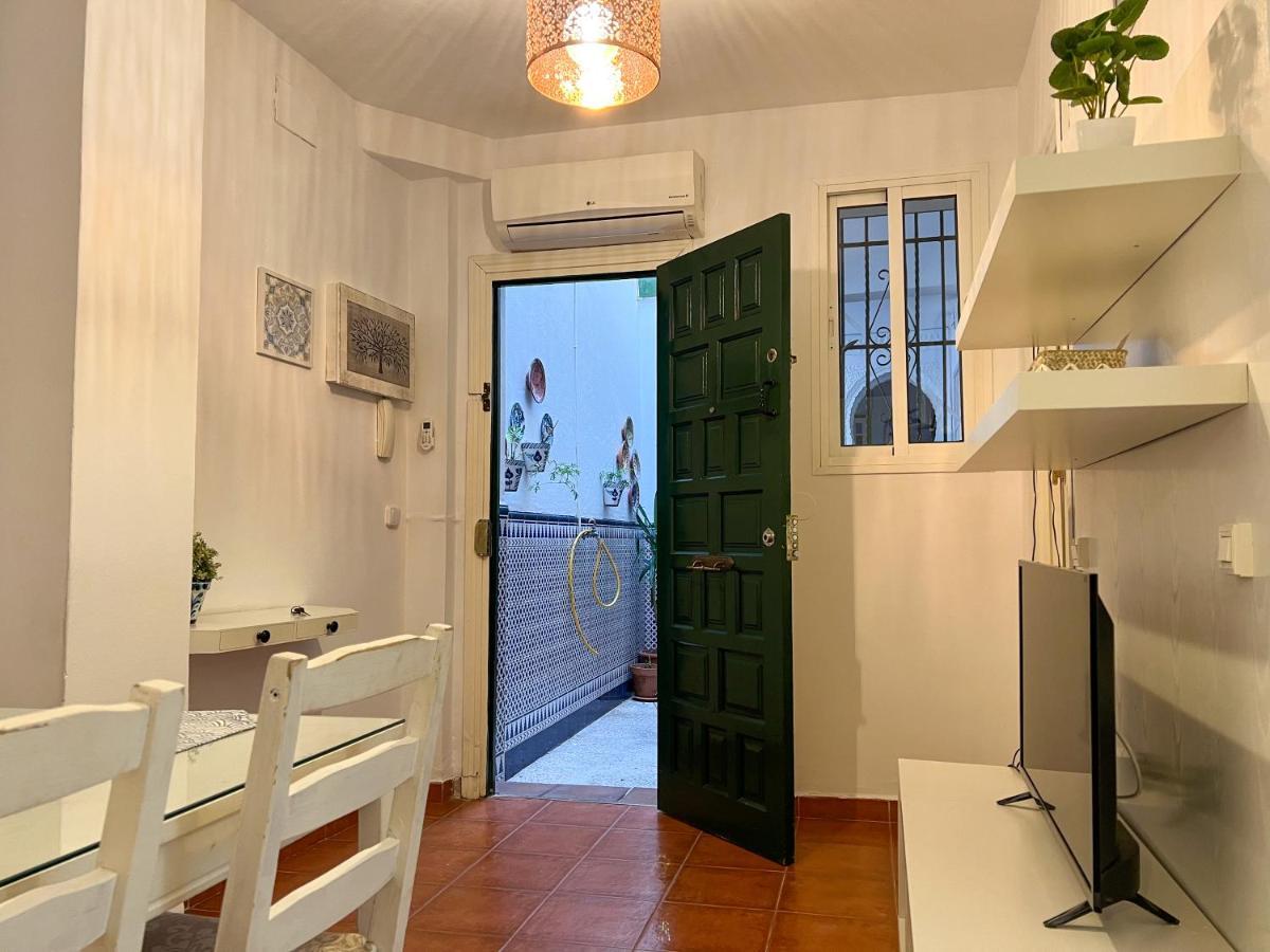 Iyourbasics Lovely Apartment Hinestrosa 23 Free Wifi&Ac Malaga Bagian luar foto