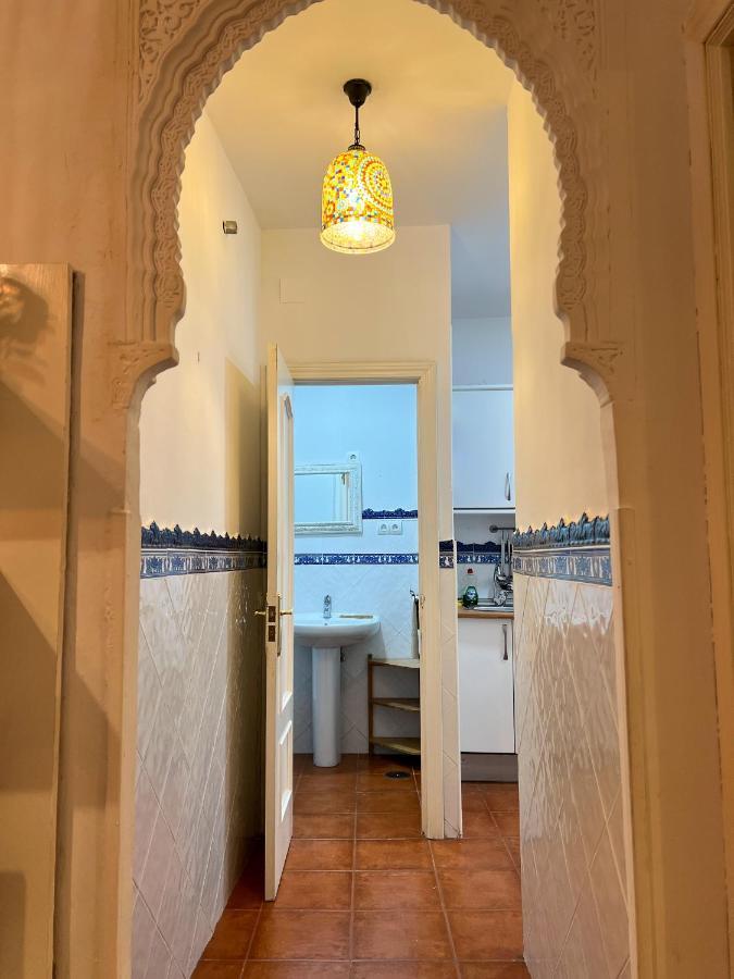 Iyourbasics Lovely Apartment Hinestrosa 23 Free Wifi&Ac Malaga Bagian luar foto